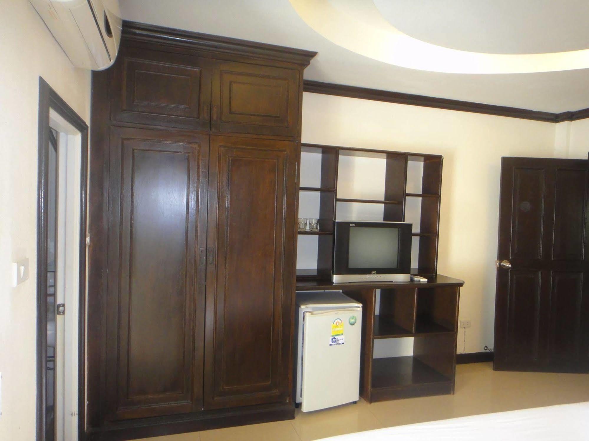 Safe House Hostel Patong المظهر الخارجي الصورة